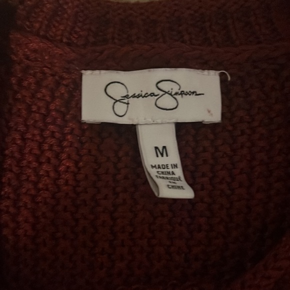 Red/maroon sweater - Picture 2 of 6